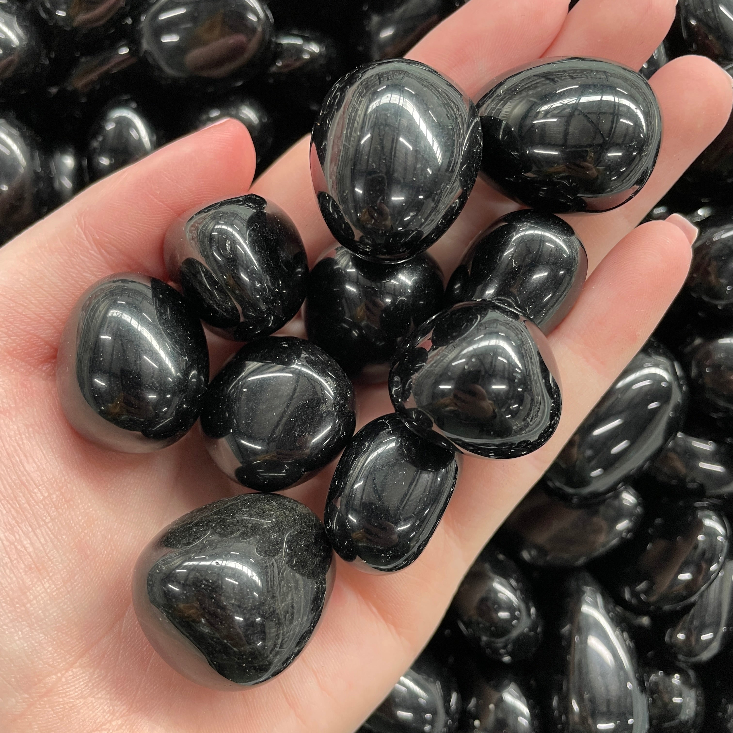 Black Obsidian Tumbled - 1 KG Black Obsidian Tumbled - 1 KG